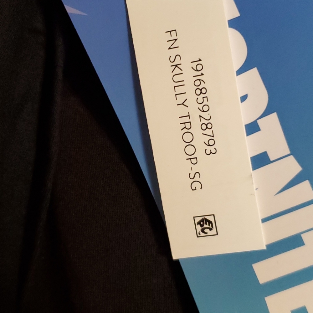 FORTNITE T-SHIRT - Picture 6 of 8